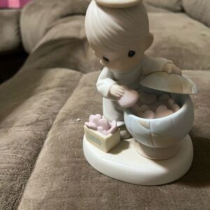 Precious Moments Cream and Pink Heart Figurine "what the world needs is love"